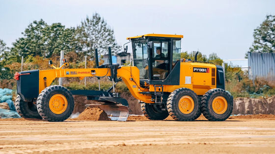 İnşaat Motoru Sıfırlama Makinesi PY190H 142KW Esnek Blade